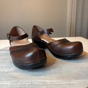 Dansko Brown Leather Mary Jane Clogs Women's EU 37 US Size 7 Comfort Work Shoes
